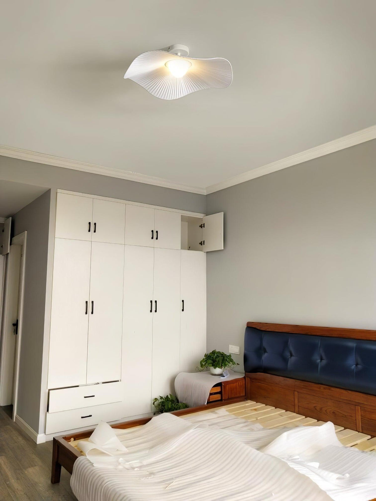 White Cloud LED Children's Ceiling Light, alternative view 8